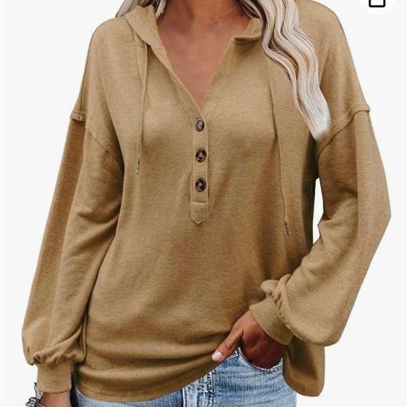 Amazon Tops - Women's Hooded Long Sleeve V Neck Henley Camel Size M EUC